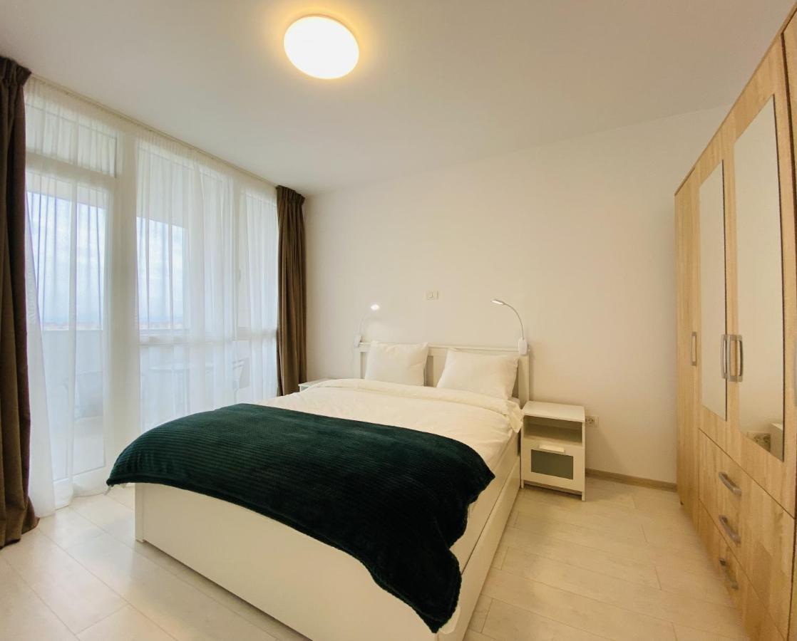 Charming Flat In Brasov With Balcony Panoramic View Leilighet Eksteriør bilde